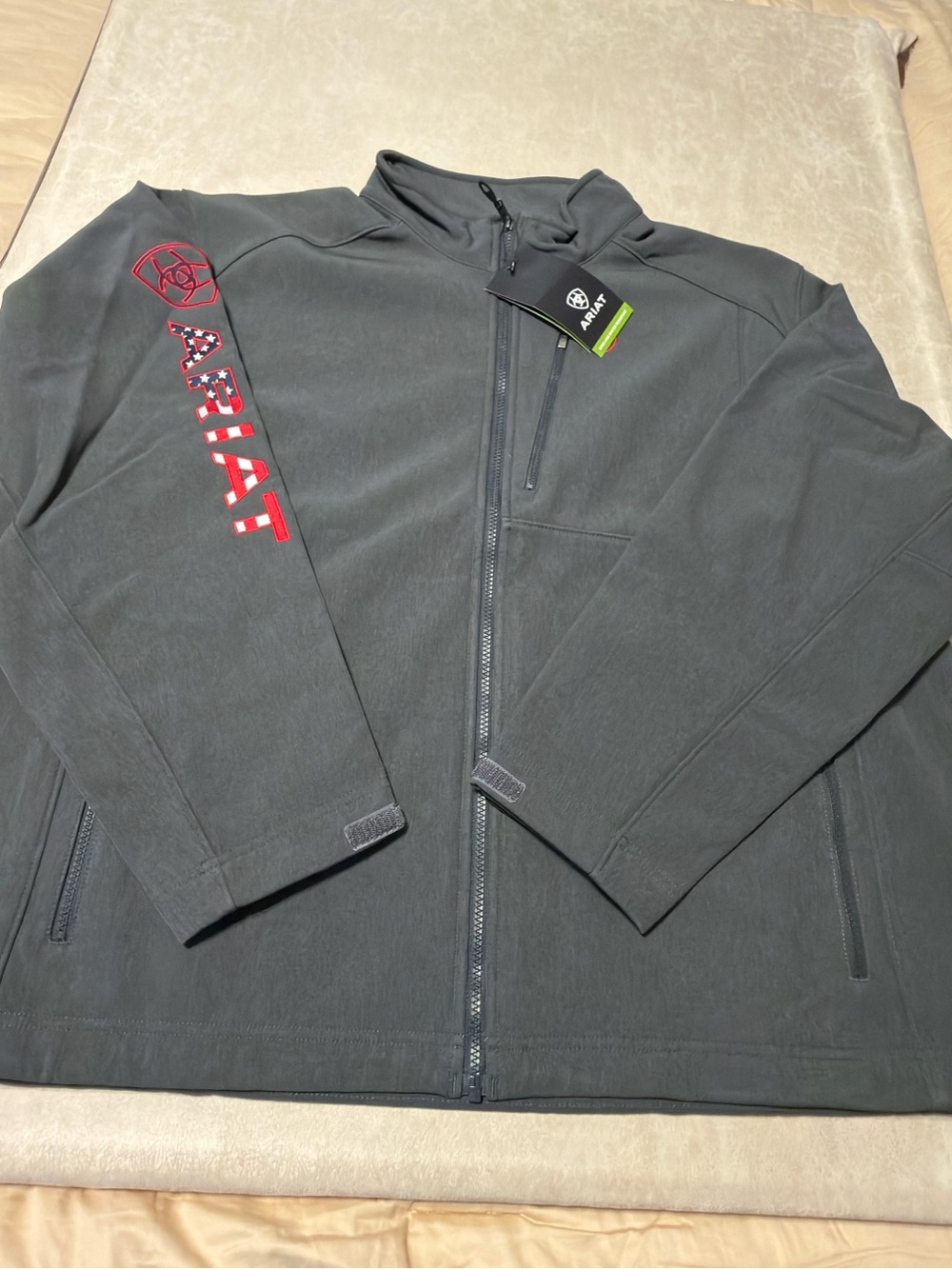 Ariat NEW Men's Full-Zip Gray Jacket. Size 3XL